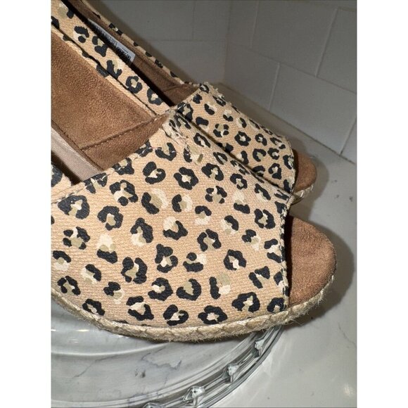 Toms Women Size 8 Michelle Cheetah Print Stacked Heel Slip On Wedge Peep Toe - Picture 10 of 14
